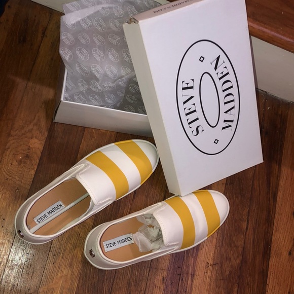 Striped Boat Shoes - Picture 4 of 5